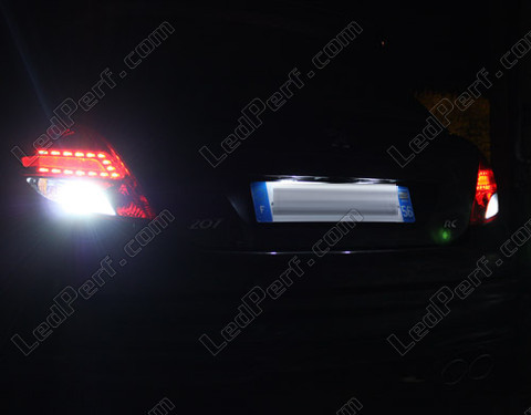 LED luces de marcha atrás LEDs al detalle LEDs 64136 - H21W Casquillo BAY9S 12V