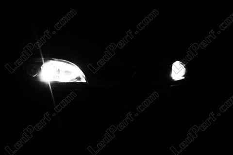 Luces de posición LEDs blanco xenón W5W 168 - 194 - T10 - Saxo blanco neutro