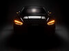 Audi A3 (8V) vista frontal equipada con intermitentes dinámicos Osram LEDriving® para retrovisores