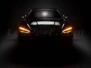 Audi A3 (8V) vista frontal equipada con intermitentes dinámicos Osram LEDriving® para retrovisores